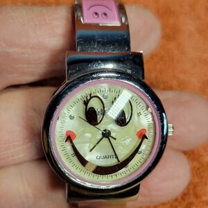 Ladies Smiley face bangle watch in like new condition